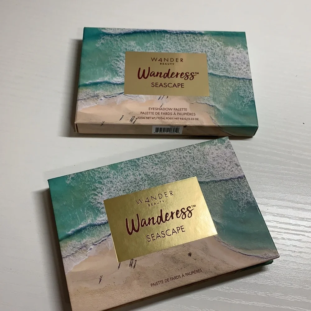 New, never been used. Wander Wanderess seascape eyeshadow palette 🎨